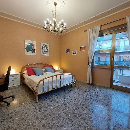 12Min Da Roma Centro Stanza Grande E Luminosa Hotel Чампино Екстериор снимка