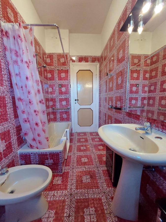 12Min Da Roma Centro Stanza Grande E Luminosa Hotel Чампино Екстериор снимка